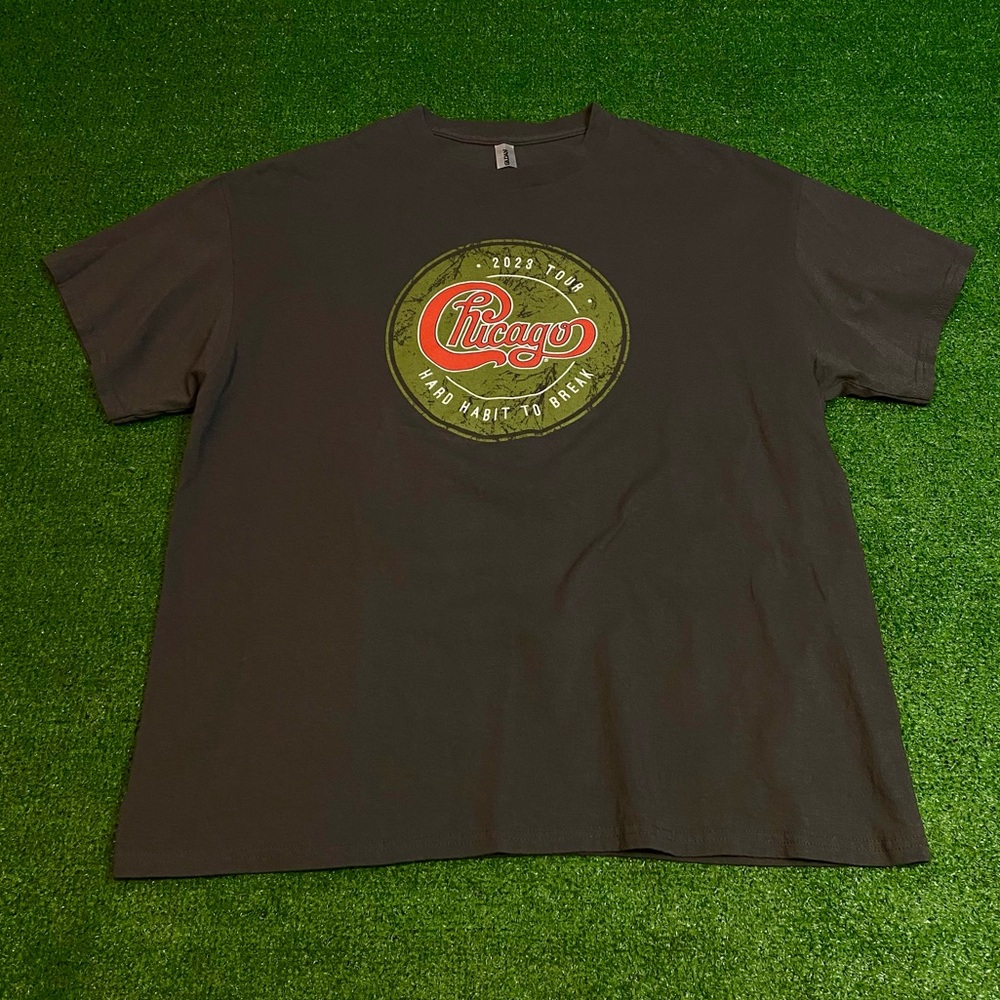 Chicago Hard Habit to Break 2023 Tour Concert Band TShirt Size XL Gray